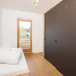 Huber 아파트 *